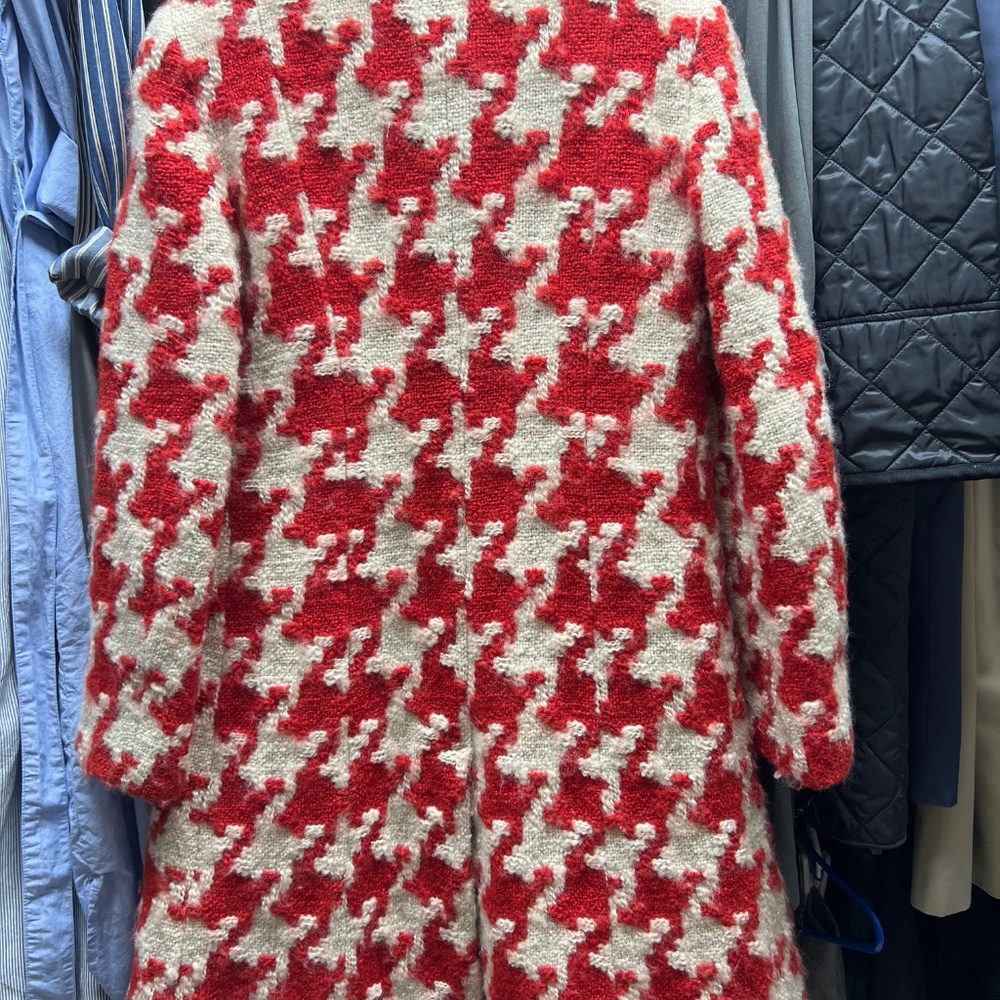 Moschino wool coat. - Picture 2 of 4